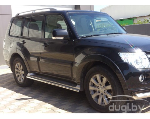 Защита штатных порогов для Pajero IV. Защита штатных порогов для Pajero IV.